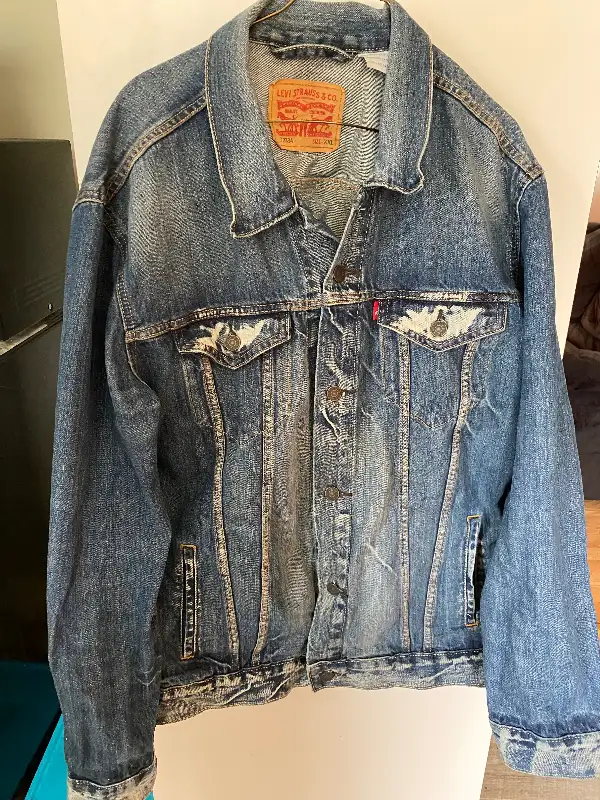 Mens xxl denim jacket in Men's in Cape Breton - Image 2