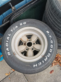 Vintage 14" Daisy mag wheels 