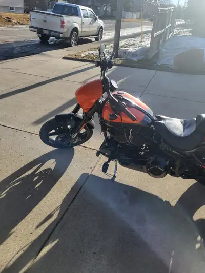2016 Harley Davidson CVO PRO STREET BREAKOUT IN. Excellent condition, perfect maintenance. 3m coated...
