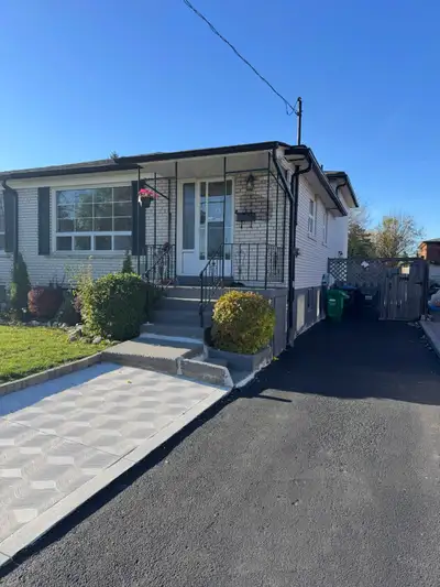 PRIVATE ROOM FOR RENT – MALTON, MISSISSAUGA ONLY $600/MONTH – ALL UTILITIES INCLUDED! ️ Private room...