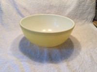 PYREX MIXING BOWL PRIMARY COLOR YELLOW #404