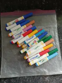 Crayola mess free markers