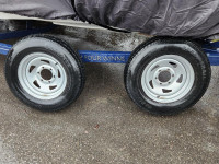 15 inch Trailer Rims and tires (Four Winns factory boat trailer
