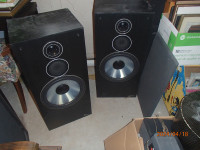 Sound Dynamic free standing Speakers for sale