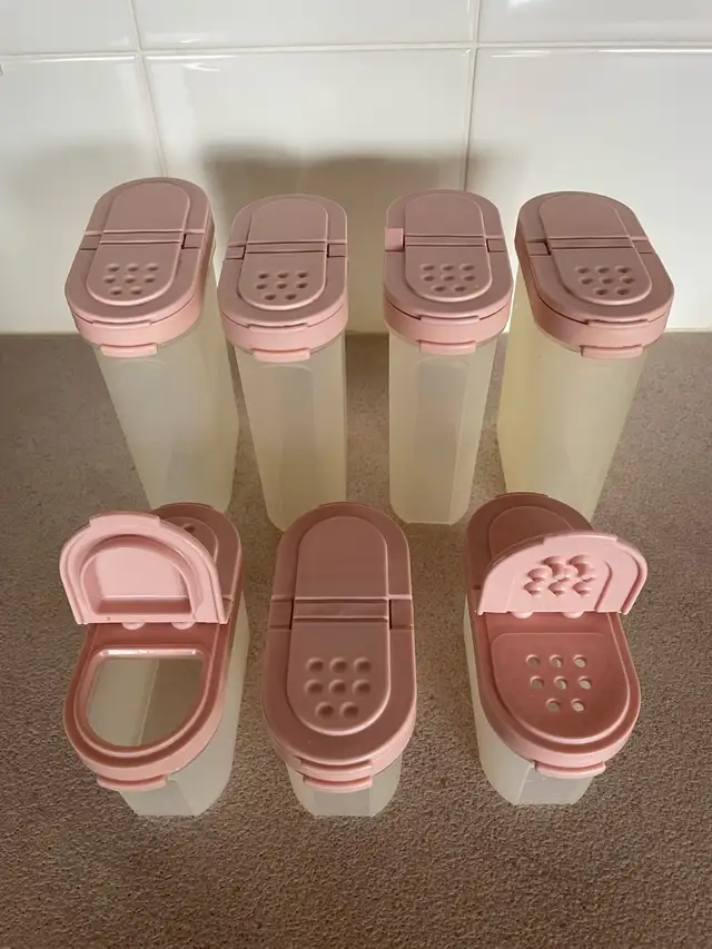 Tupperware Spice Container Set in Kitchen & Dining Wares in Calgary - Image 2