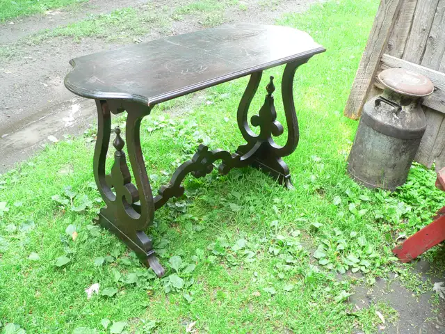 plusieurs meubles antique a différent prix in Arts & Collectibles in Lanaudière - Image 6