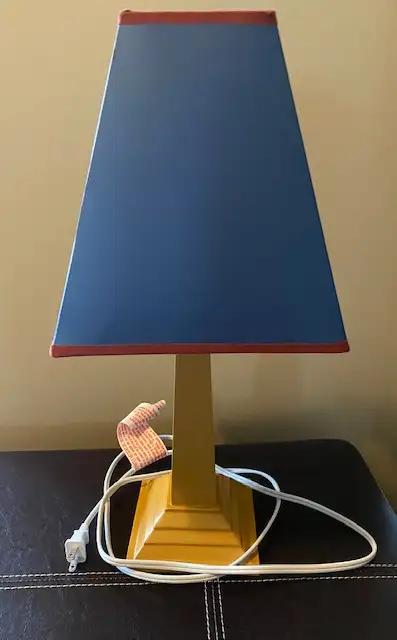 Home Interiors Lamp with Pine Wood Base 19 1/2" H