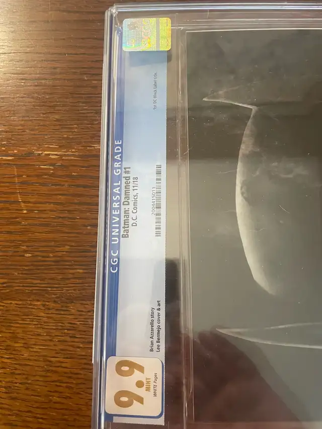 Batman damned cgc 9.9 in Comics & Graphic Novels in Markham / York Region - Image 4