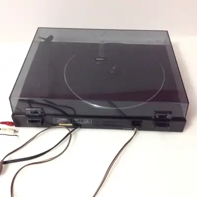 Fisher MT-853 Belt Drive Turntable, made in Japan, View more
