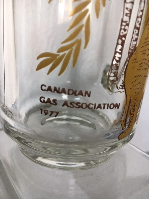 BEER MUG Kangaroo Canadian Gas Assoc. 1977 Australia, hefty in Arts & Collectibles in City of Toronto - Image 3
