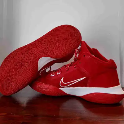 kyrie 4 flytraps, View more