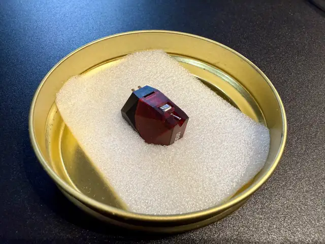 Ortofon 2M Red Cartridge408442264576348165