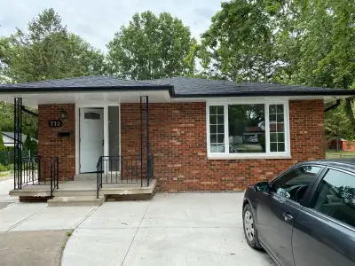 Rental property with 6 bedrooms and 4 bathrooms Property is equipped with a long driveway and a newl...