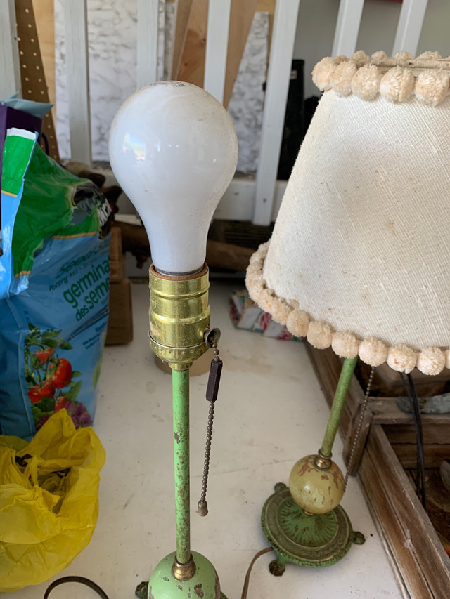 Antique wood and brass bedside lamps in Indoor Lighting & Fans in Trenton - Image 3