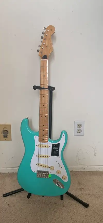 vintera 50s Stratocaster, View more