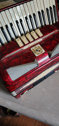 Nobel powertone accordion, 5  tones,working condition