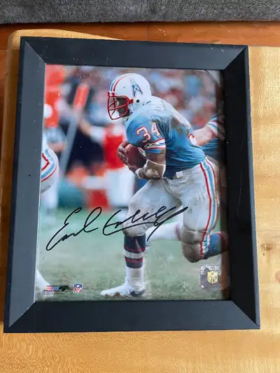 EARL CAMPBELL AUTOGRAPHED PICTURE, View more