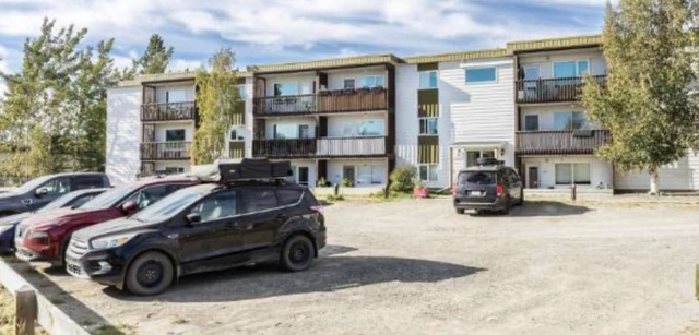 302 - 19 SUMMIT ROAD - Whitehorse Yukon in Condos for Sale in Whitehorse - Image 3