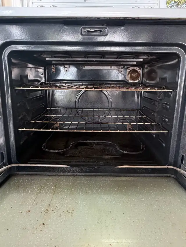 Maytag Stove  - Very nice condition $150 in Stoves, Ovens & Ranges in Belleville - Image 4