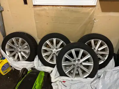All 4 tires were installed for - 2014 Toyota Camry XLE Rim type-17 inch, Original Toyota alloy wheel...
