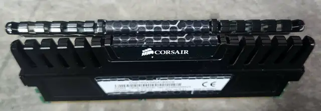 CORSAIR VENGEANCE DDR3 16GB (2X8GB) 1600MHZ RAM64623145557635122