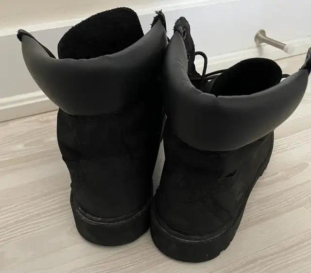 Richmond Hill- USED AUTHENTIC Timberland boots size 7 M in Men's Shoes in Markham / York Region - Image 6