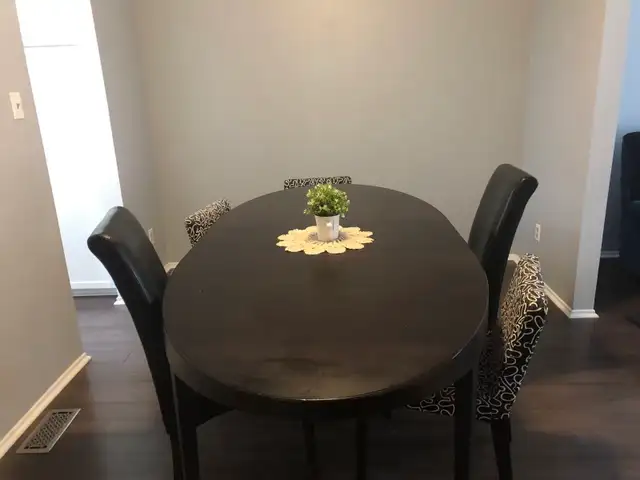 hi tech Kanata private furnished room for rent in Room Rentals & Roommates in Ottawa - Image 5