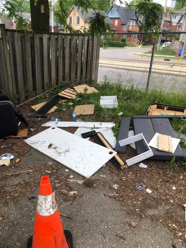 garbage removal537541464472965122