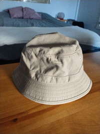 MEC bucket hat small