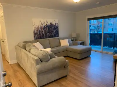 Beautiful, quiet 2 bedroom, 1 bath condo for rent. Secured building. 3rd floor unit with no tenants...