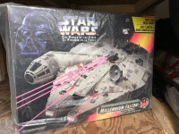 Power of the Force Star Wars Millenium Falcon - In Box - Kenner