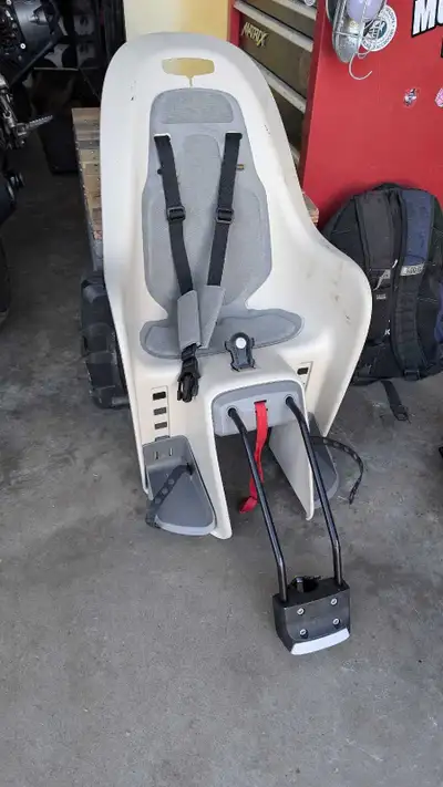 bicycle rack and child seat, View more