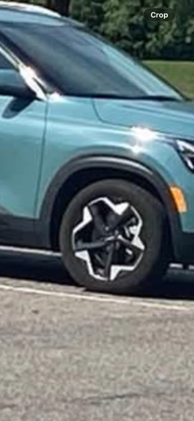 Used - like new Selling a full set of 4 factory tires and rims from a 2024 Kia Seltos EX Premium (ve...