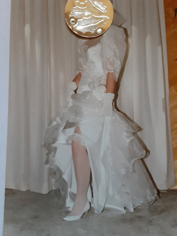 Wedding Dress in Wedding in Dartmouth - Image 4