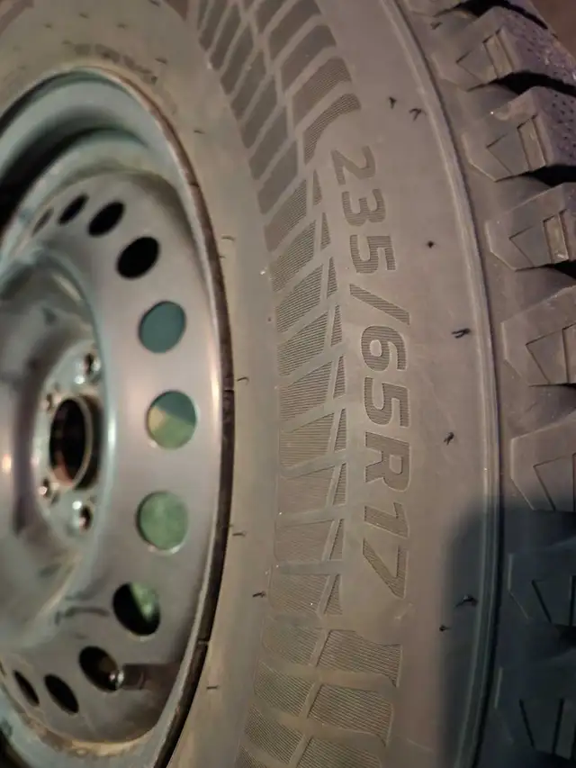 snow tires on rims in Tires & Rims in Kitchener / Waterloo - Image 3