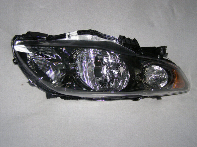 NEUF Lumiere / Phare Toyota Corolla "S" 2009 - 2010 Headlamp NEW dans Pièces de carrosserie  à Longueuil/Rive Sud - Image 3