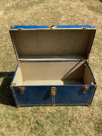 Storage trunk, View more