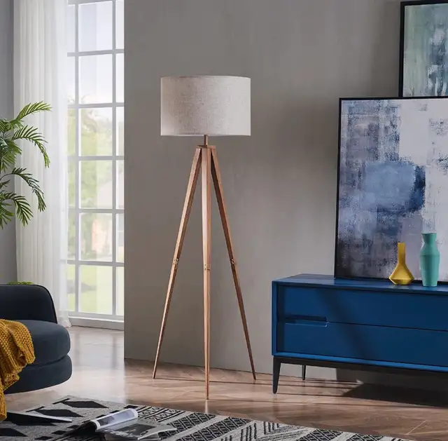 Modern Tripod Floor Lamp in Indoor Lighting & Fans in Oshawa / Durham Region - Image 3