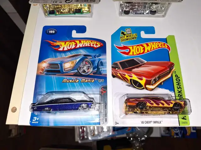 '65 Chevy Impala Hot Wheels lot of 5 variations  in Toys & Games in Guelph - Image 10