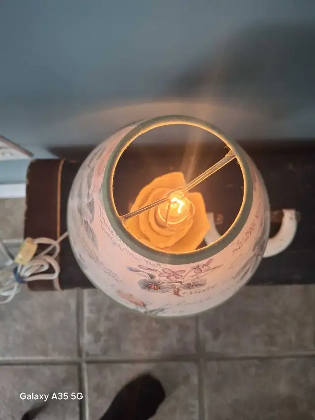 vintage lamps in Indoor Lighting & Fans in Trenton - Image 5