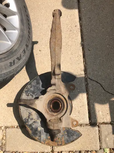 I am selling a used spindle that may fit various vehicles. Please examine the pictures carefully to...