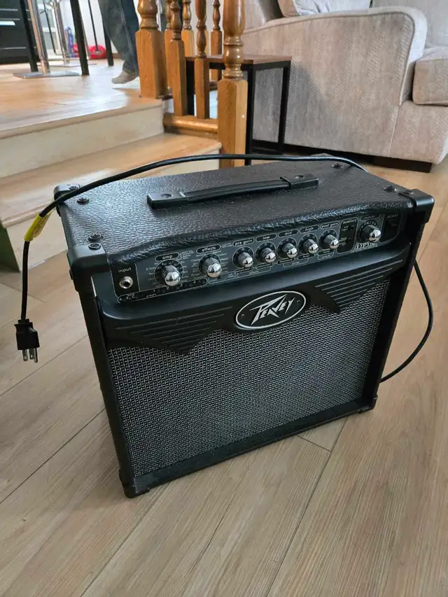 Guitar amp