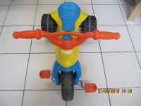 ClassicFisherPriceDiego Trike Model K66739M64 Kids Tricycle 2003