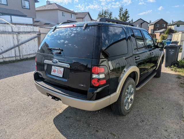 2010 Ford Explorer Eddie Bauer 4.0 in Cars & Trucks in Calgary - Image 2