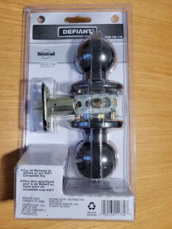 Defiant Keyed Entry Door Knob in Other in Sault Ste. Marie - Image 3