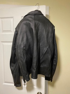 Victory Motorcycles Leather Jacket in Men's in Calgary - Image 4