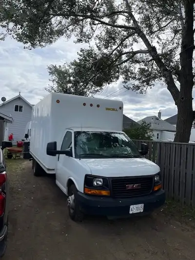 $27000.00 16FT CUBE VAN WITH REAR STEP BUMPER AND ROLL OUT RAMP. 6.0L V8, COLD A/C, SAFETY INCLUDED....