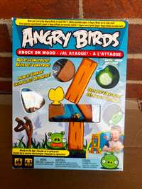 Angry Birds Knock On Wood Game *one piece missing*