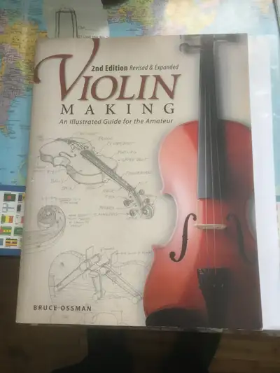 Livre pour la fabrication de violons avec plans grandeur réelle Livre pour la réparation de guitares...