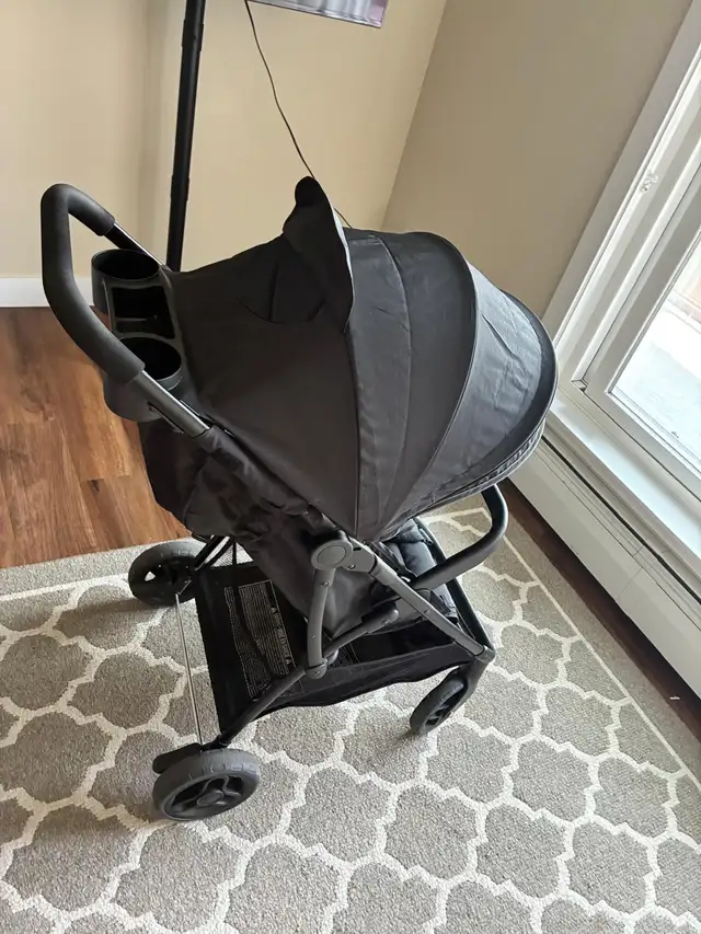 Graco Stoller in Strollers, Carriers & Car Seats in Edmonton - Image 4